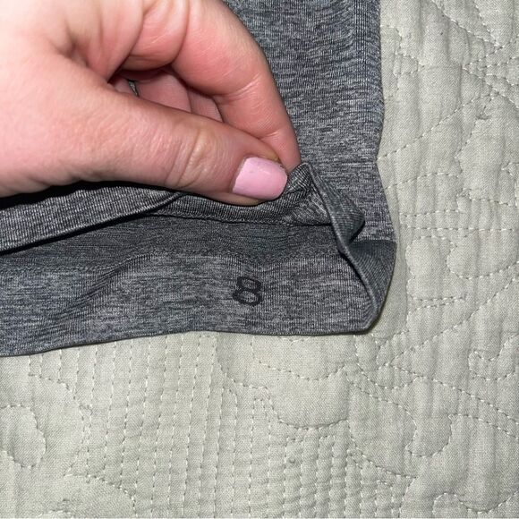 Lululemon Swiftly Tech Short Sleeve grey size 8 - Picture 2 of 3